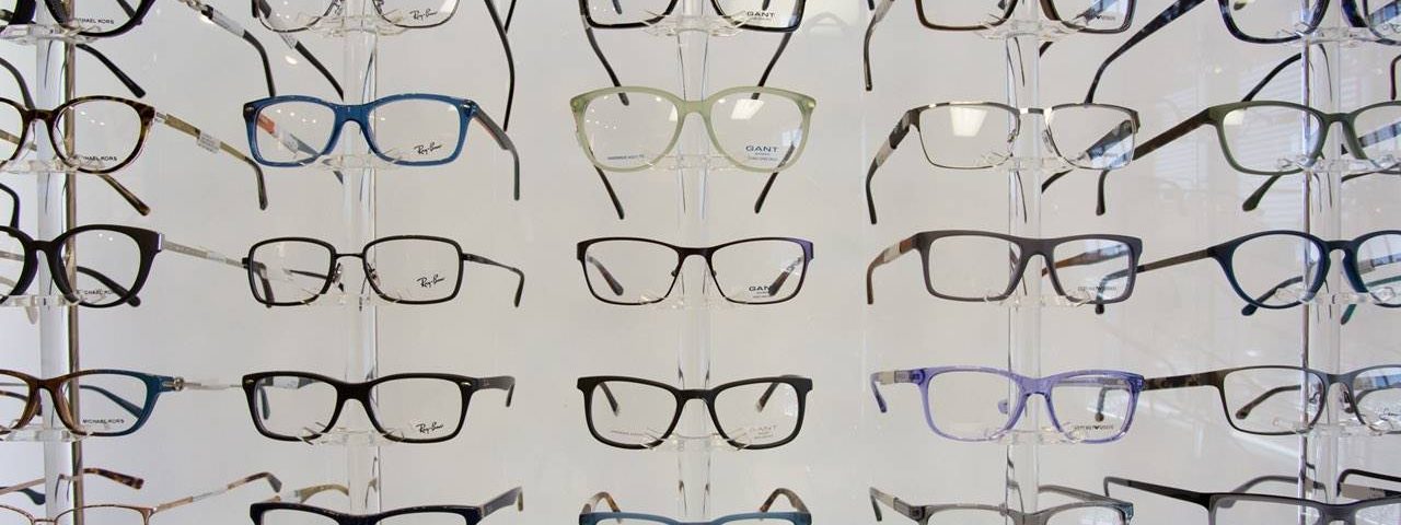 glasses full wall display