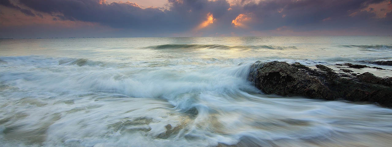 sunset-ocean-long-exposure