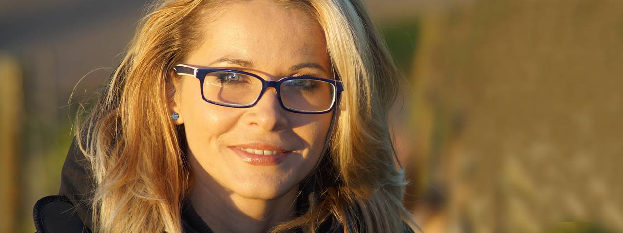 Blond Woman Glasses Satisfied 1280x480