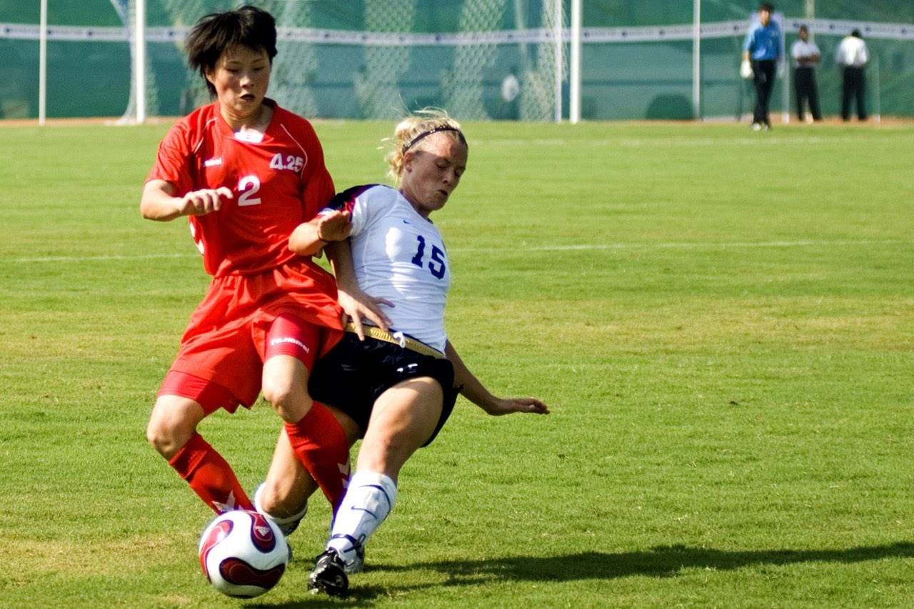 sports-soccer-females-caucasian