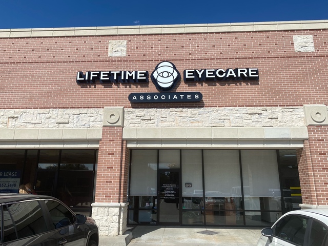 Eye exam in The Woodlands
