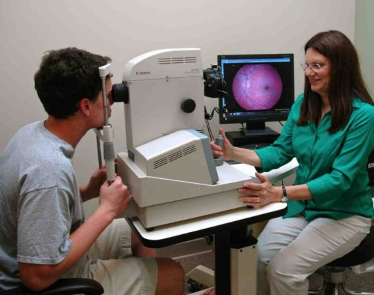 dr arcolano during a comprehensive eye exam