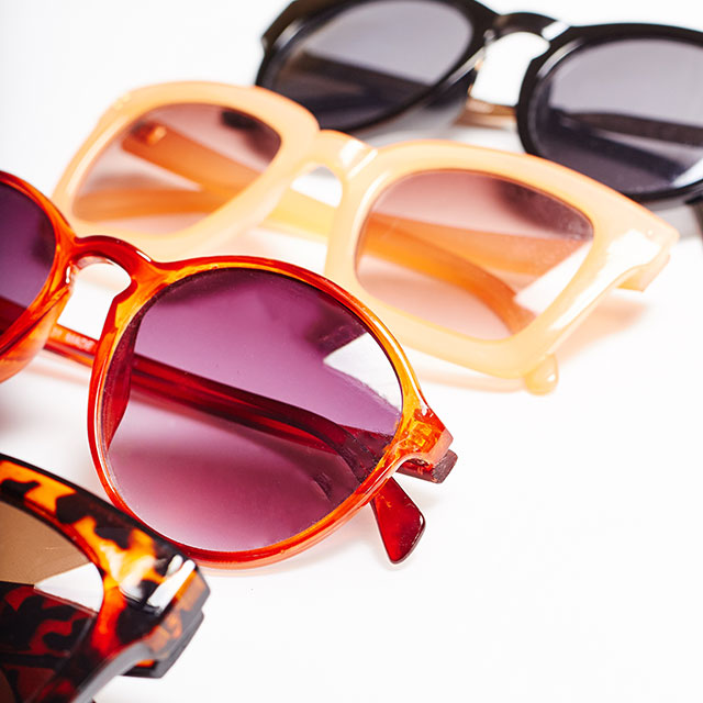 pairs of Fashion sunglasses