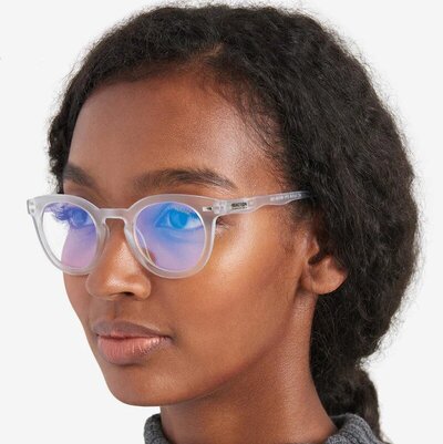 african american woman wearing silver kenneth cole eyeglasses