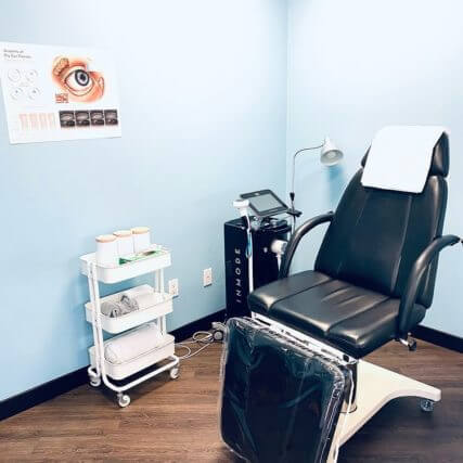 calgary dry eye exam room