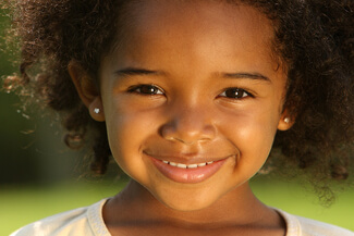 Cute Young Girl Smiling 1280×480 1