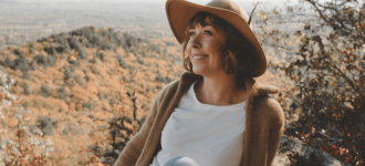 happy woman wearing a hat outdoors_640x350 330x150
