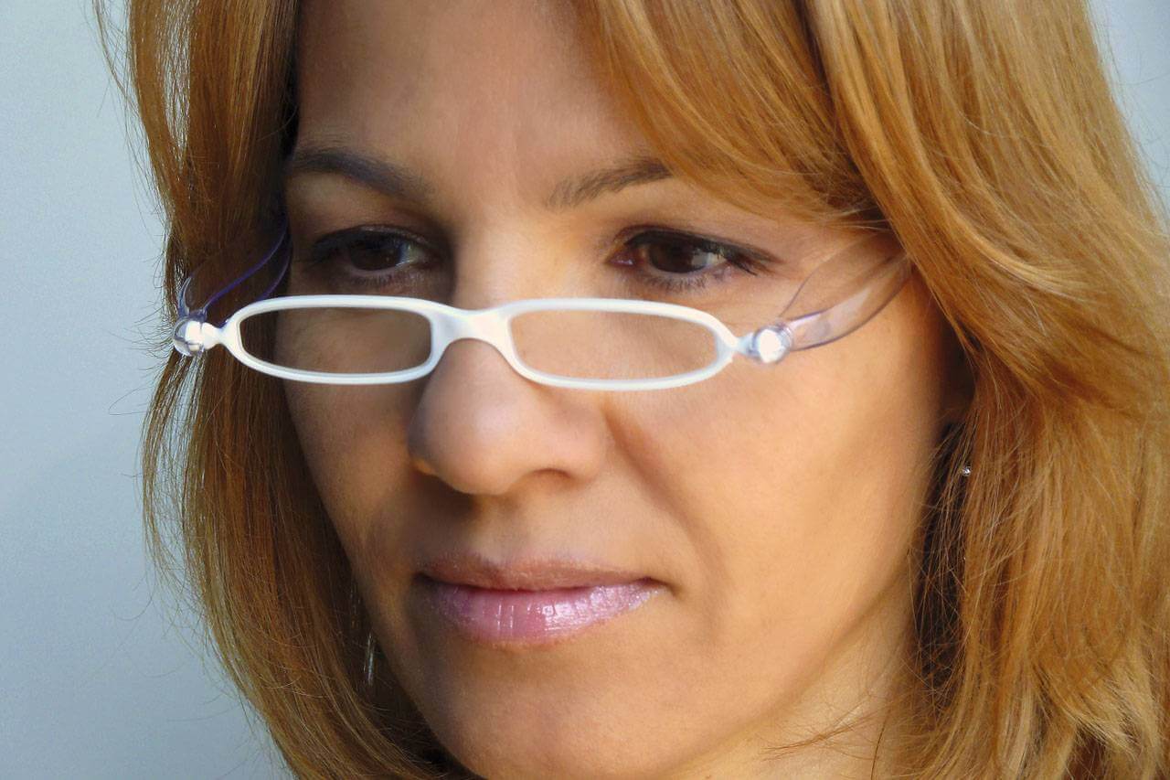 glasses reading american woman 1280×853