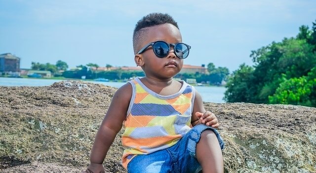 little boy wearing sunglasses 640×350 1.jpg