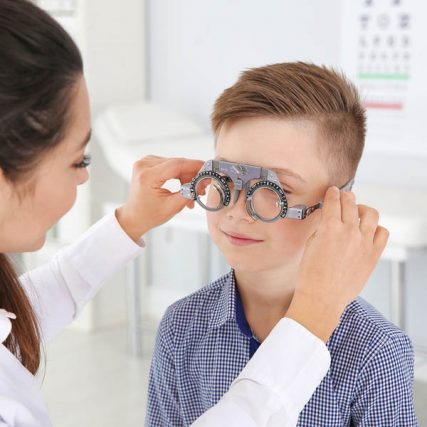 Childrens eye Doctor 600
