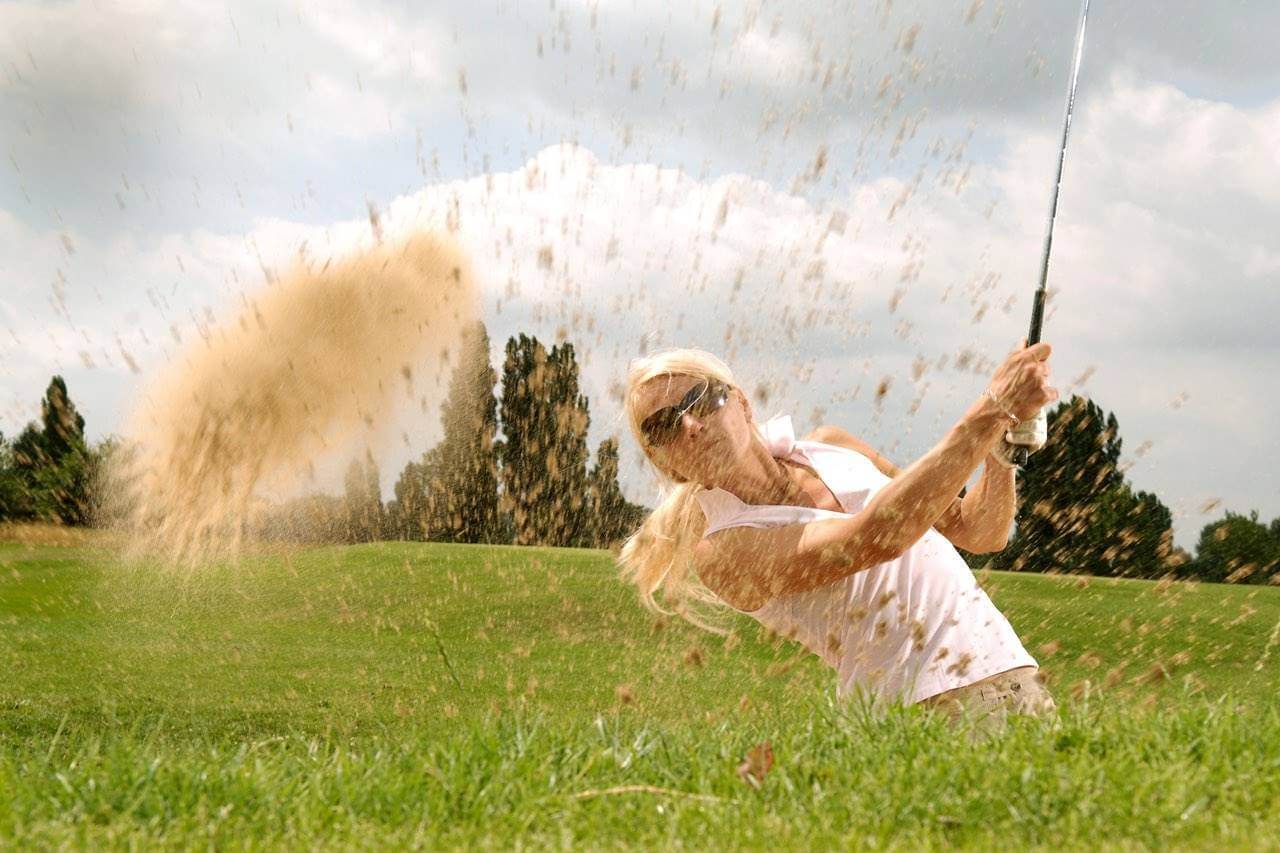 sports golf woman sunglasses 1280×853