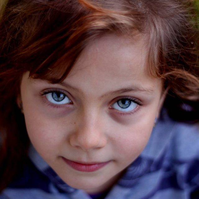 little-girl-portrait_1280x853-640x640