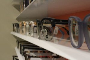 Eyeglasses stand in Toronto, ON
