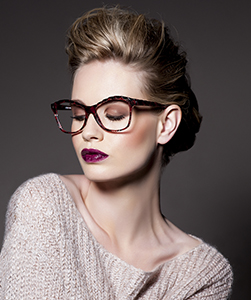 Model wearing Juicy Couture eyeglasses