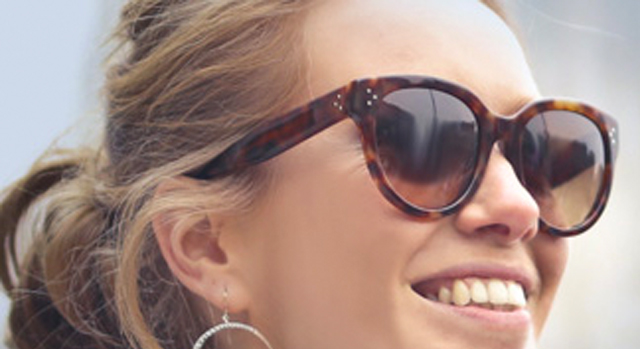 woman sunglasses
