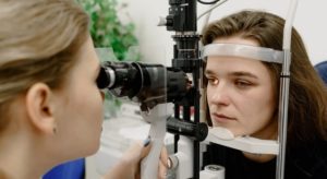 girl at an eye exam 640 300x164