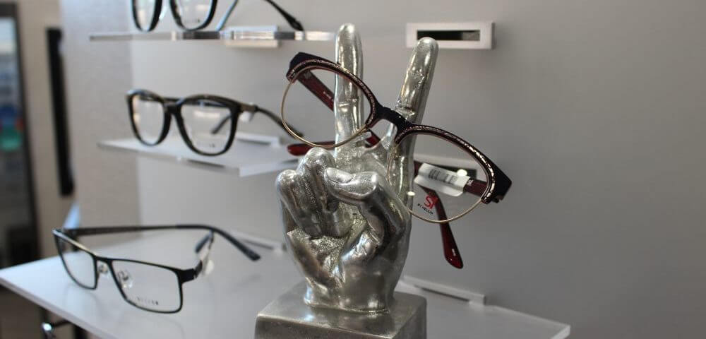 eyeglass display
