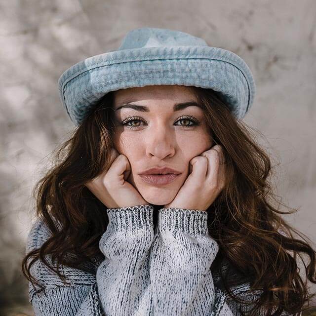 woman-cute-blue-hat