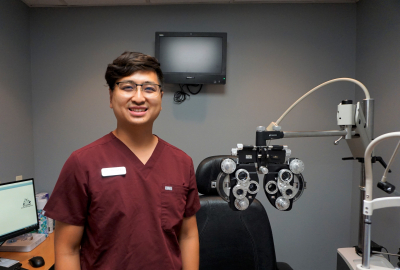 Dr. . Huynh, Optometrist