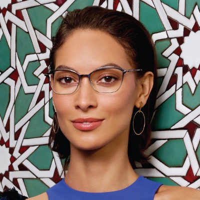 woman wearing fysh eyeglasses