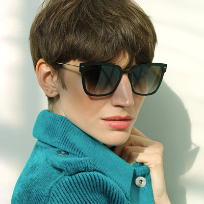 woman wearing lindberg sunglasses