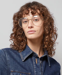 woman wearing gucci eyeglasses