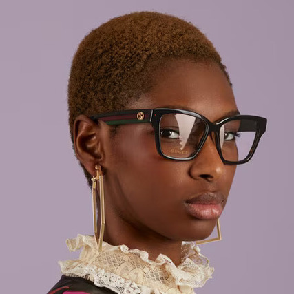 african american woman wearing gucci eyeglasses