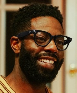 man wearing ray ban eyeglasses