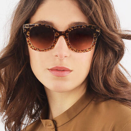 woman wearing lafont sunglasses