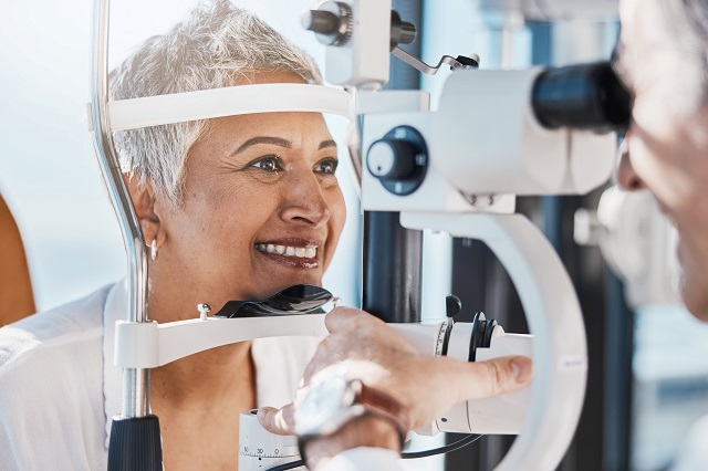 woman having optometrist eye exam