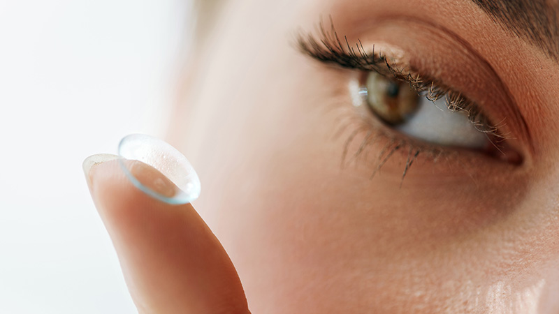 Female Close Up Contact Lenses