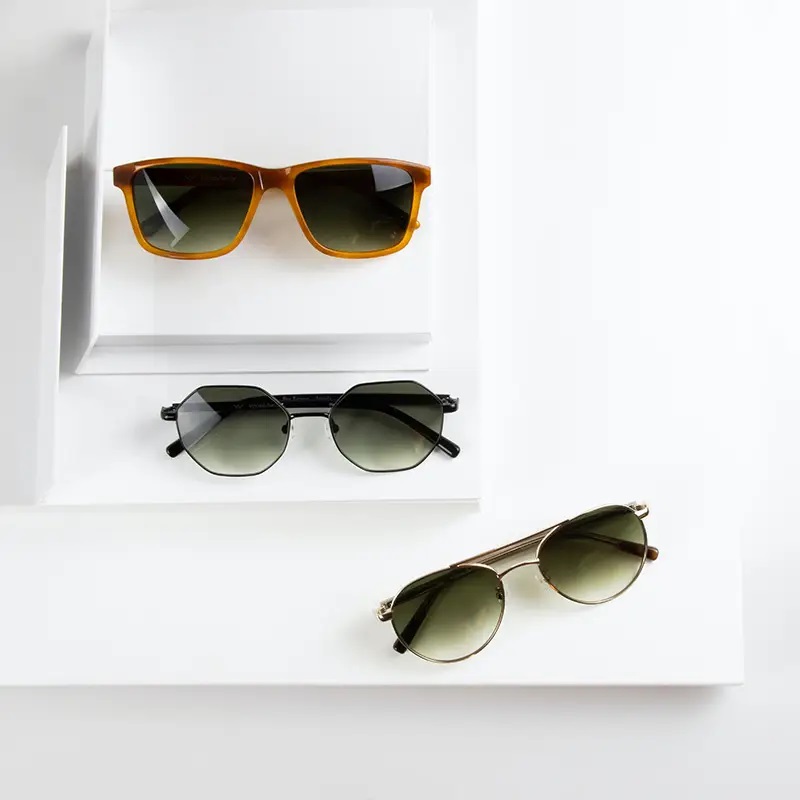 sunglasses on white steps