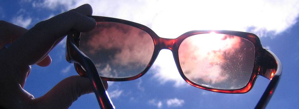 glasses-in-the-sun-3