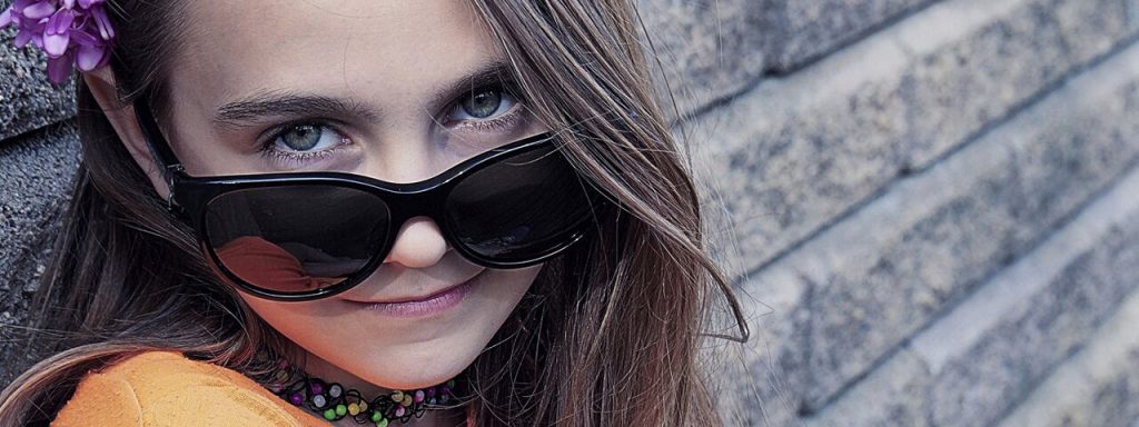 Girl20Young20Sunglasses201280x480_preview1 1024x384