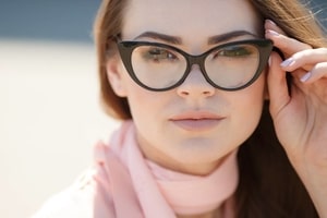 woman wearing eyeglasses south plainfield, nj